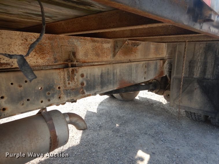 image for item JG9144 1987 Ford F700  flatbed truck