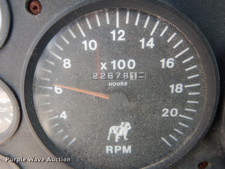 image for item JG9145 1999 Mack CH613  semi truck