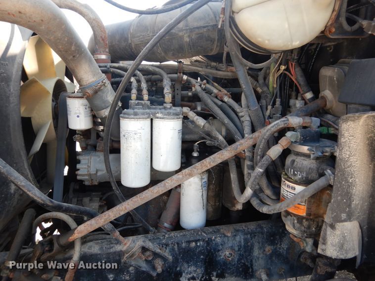 image for item JG9145 1999 Mack CH613  semi truck