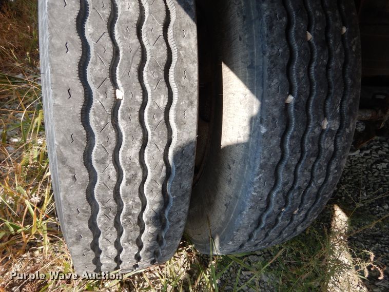 image for item JG9147 1999 Wabash  dry van trailer