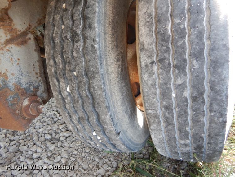 image for item JG9147 1999 Wabash  dry van trailer