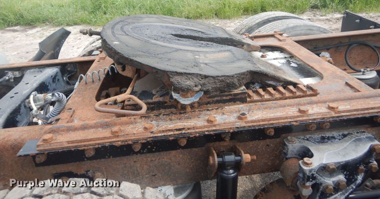 image for item JI9411 2007 Kenworth T800  semi truck