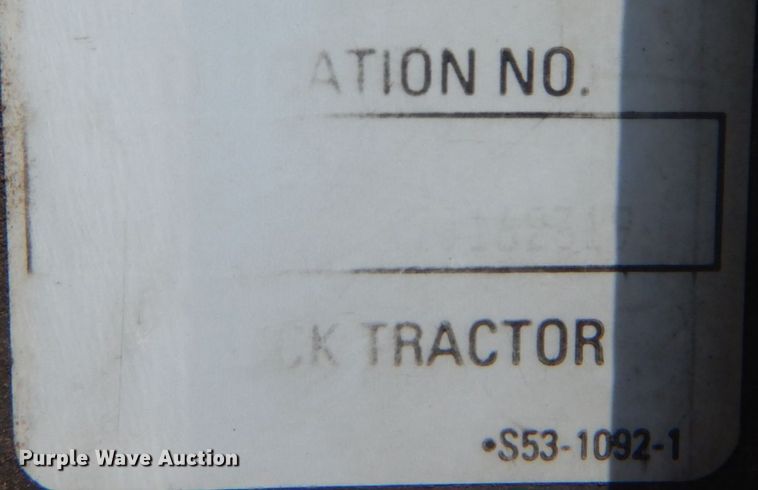 image for item JI9411 2007 Kenworth T800  semi truck