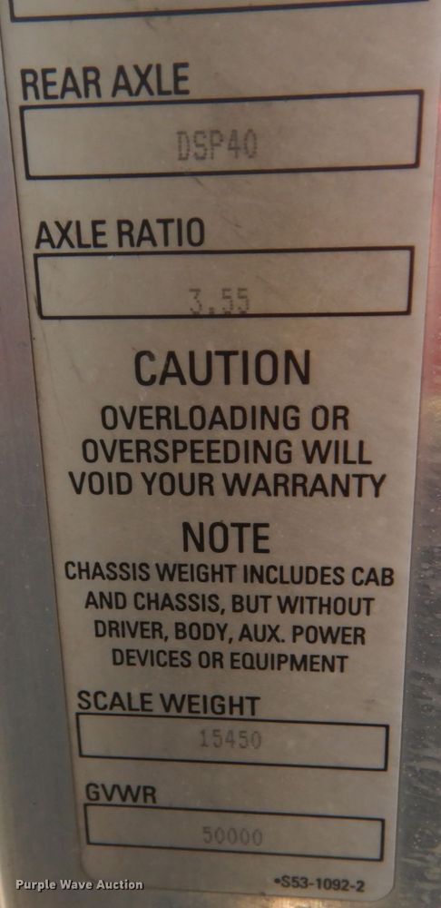 image for item JI9411 2007 Kenworth T800  semi truck