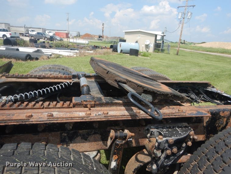 image for item JI9414 2008 Kenworth T800  semi truck