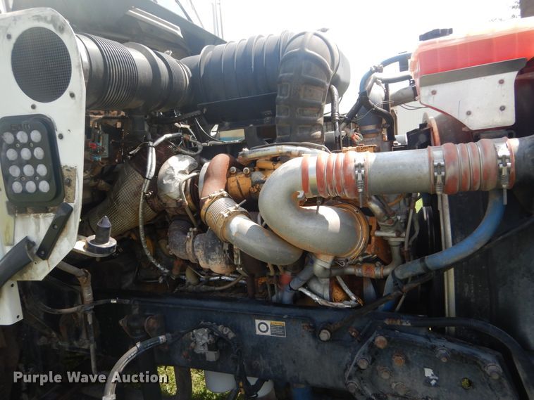 image for item JI9414 2008 Kenworth T800  semi truck