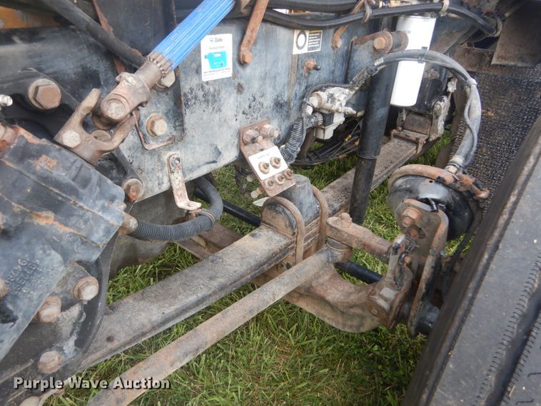 image for item JI9414 2008 Kenworth T800  semi truck