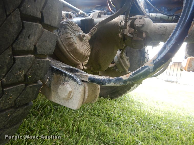 image for item JI9414 2008 Kenworth T800  semi truck