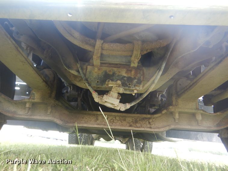 image for item JI9415 2006 Mack CH600  semi truck