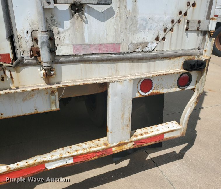 image for item JM9523 2000 Wabash National  dry van trailer