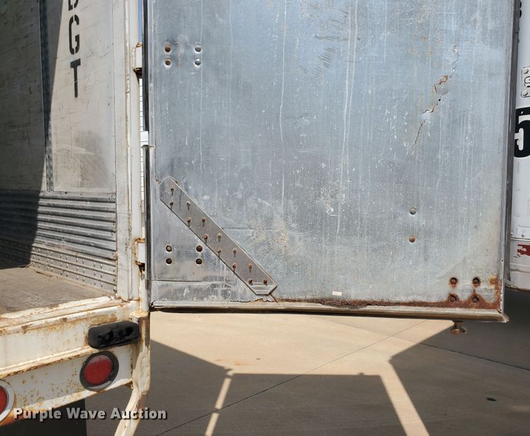 image for item JM9523 2000 Wabash National  dry van trailer