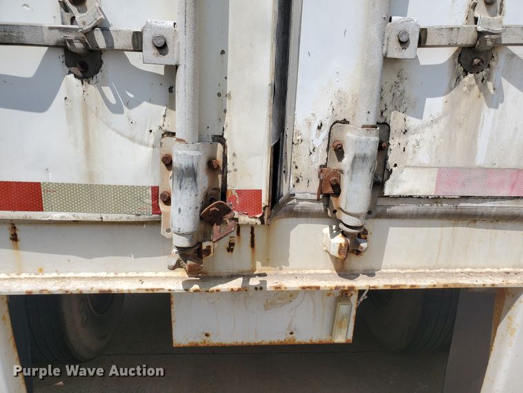 image for item JM9523 2000 Wabash National  dry van trailer