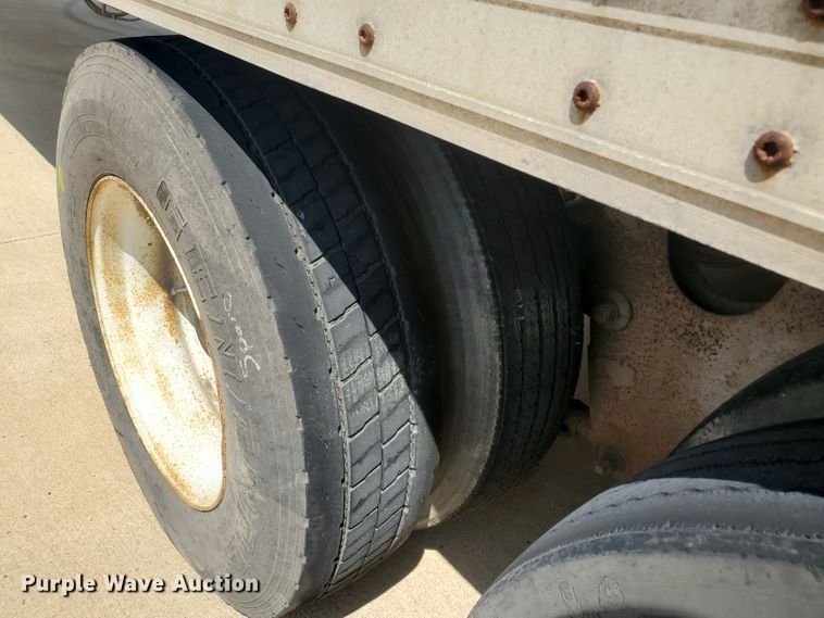 image for item JM9523 2000 Wabash National  dry van trailer