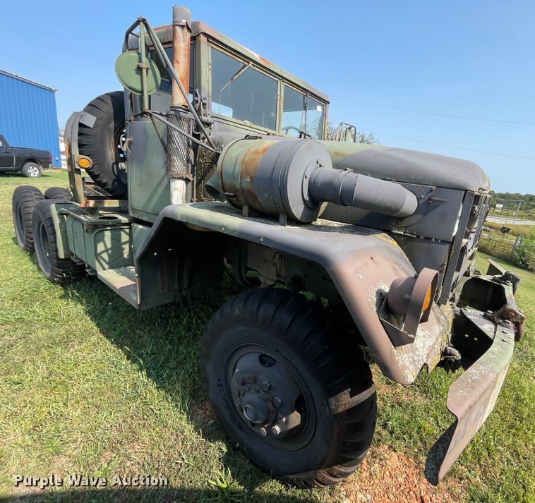 image for item JQ9614 1968 Kaiser Jeep M54  semi truck