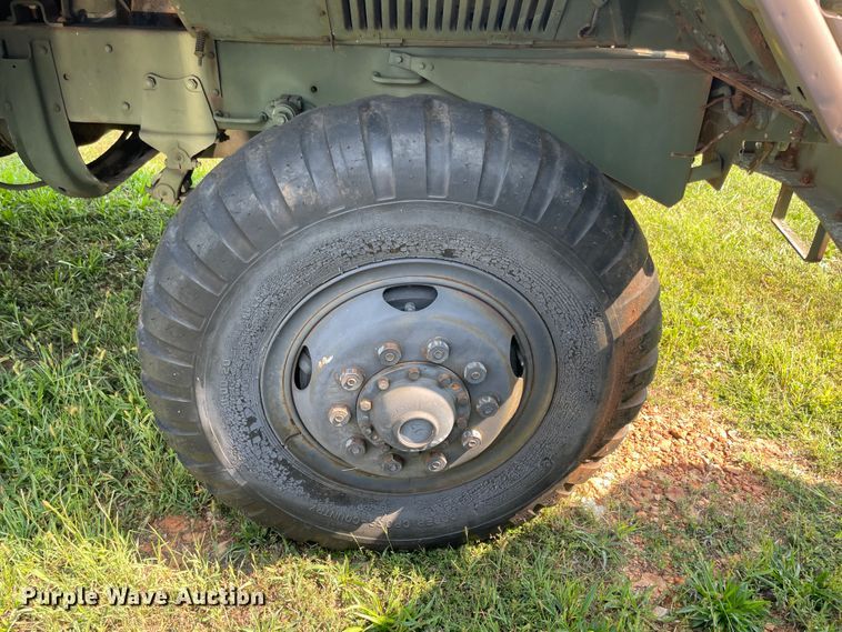 image for item JQ9614 1968 Kaiser Jeep M54  semi truck