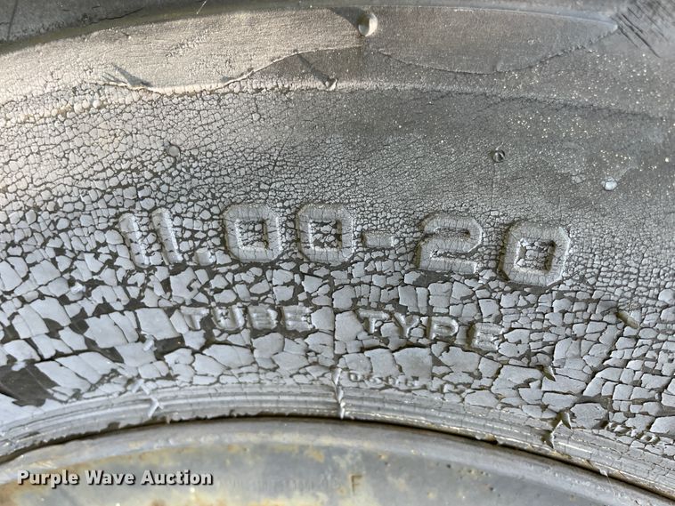 image for item JQ9614 1968 Kaiser Jeep M54  semi truck