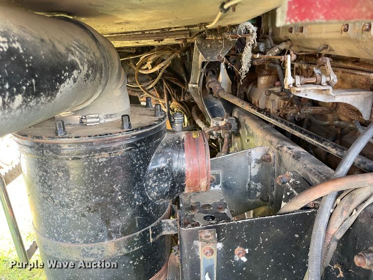 image for item JQ9618 1977 Kenworth KI00C  semi truck