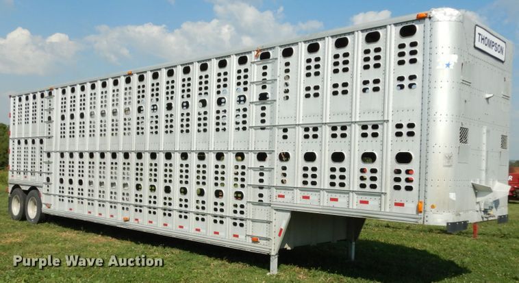 image for item KI9579 1988 Wilson  livestock trailer