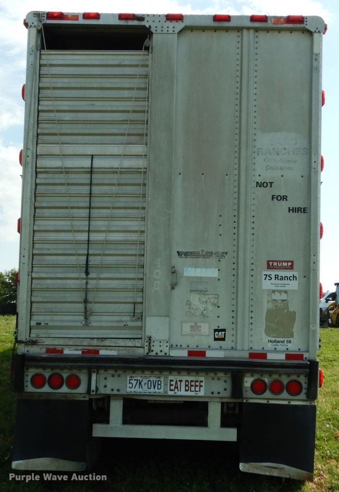 image for item KI9579 1988 Wilson  livestock trailer