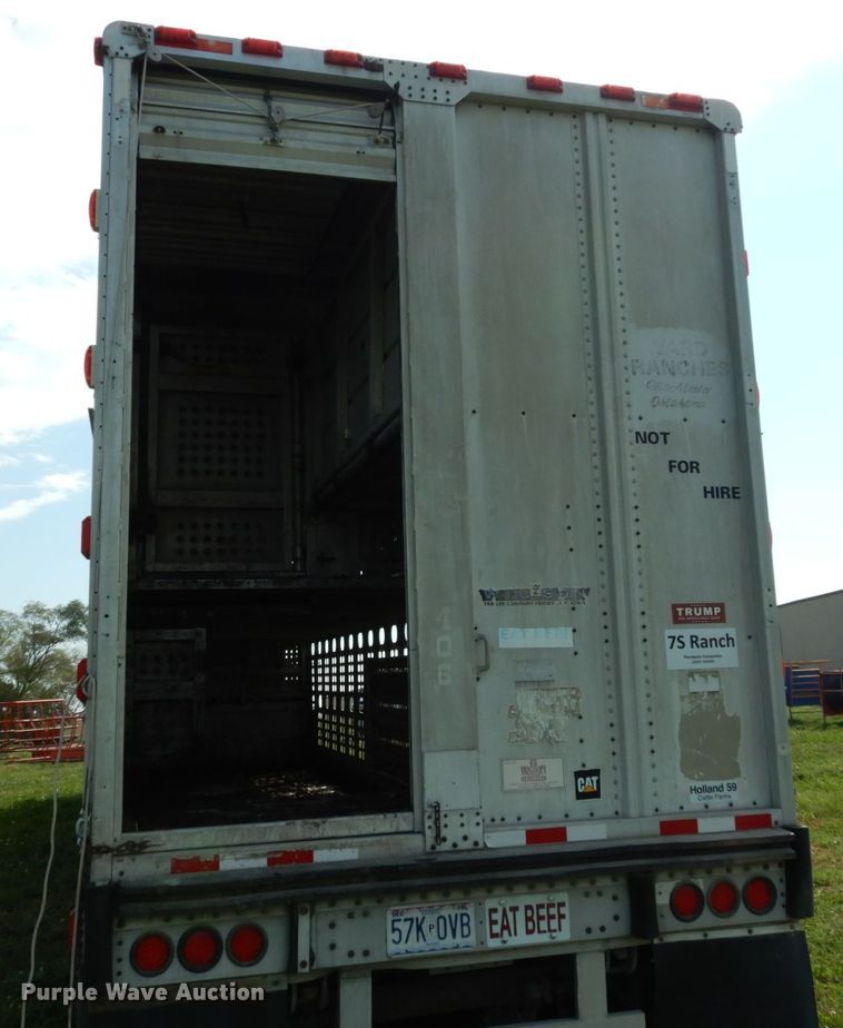 image for item KI9579 1988 Wilson  livestock trailer