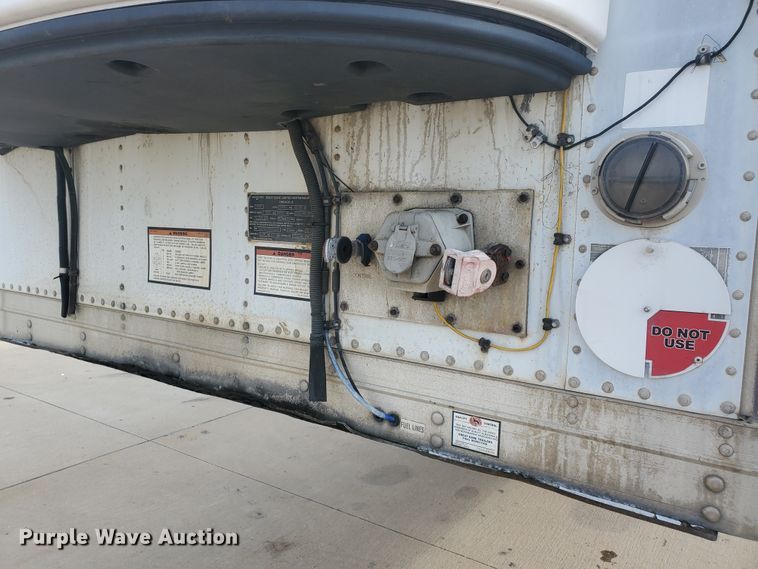 image for item KK9204 2003 Great Dane 7811TZ-1A 53  refrigerated van trailer