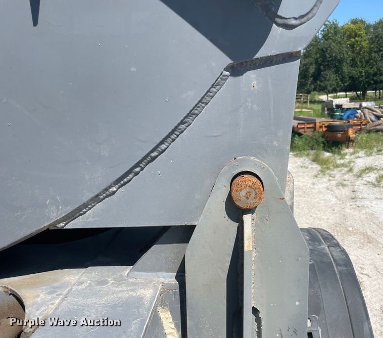 image for item KK9447 2020 Carmex 2020  side dump trailer