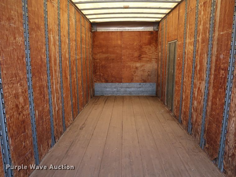 image for item KQ9744 1996 International 4900  box truck