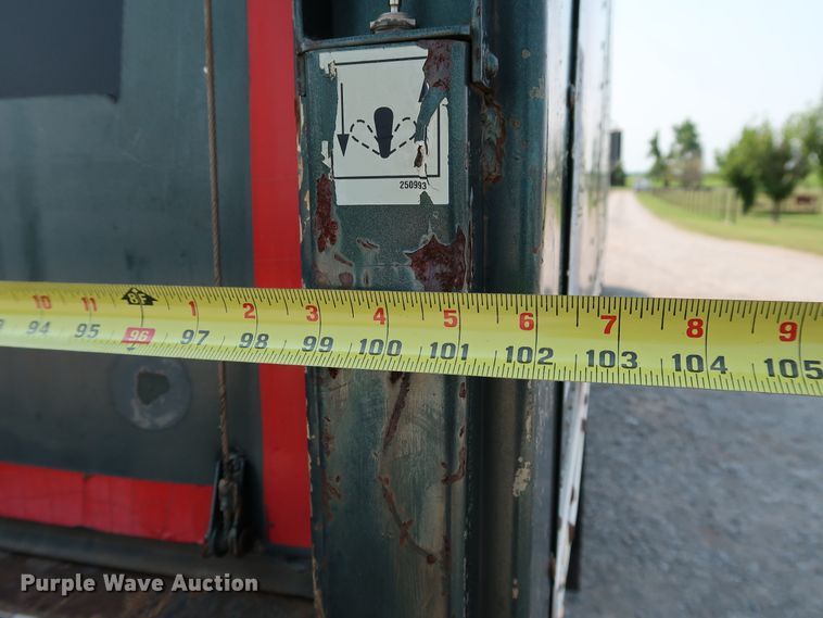 image for item KQ9744 1996 International 4900  box truck