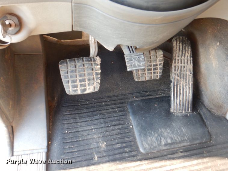 image for item KW9787 2010 Freightliner Century Class ST120  semi truck