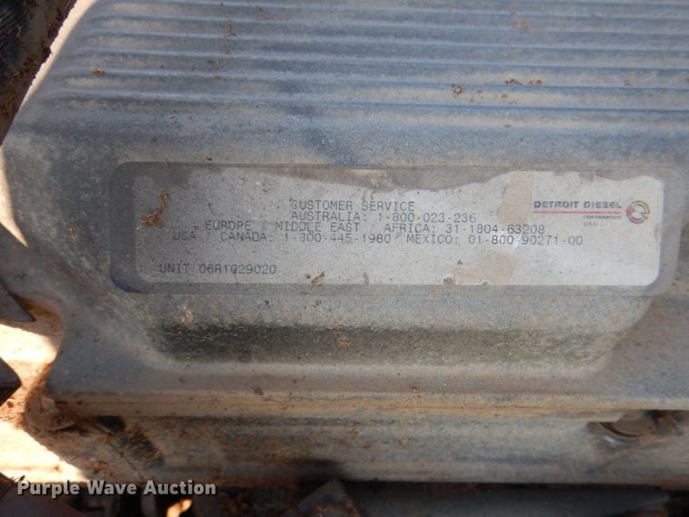 image for item KW9787 2010 Freightliner Century Class ST120  semi truck