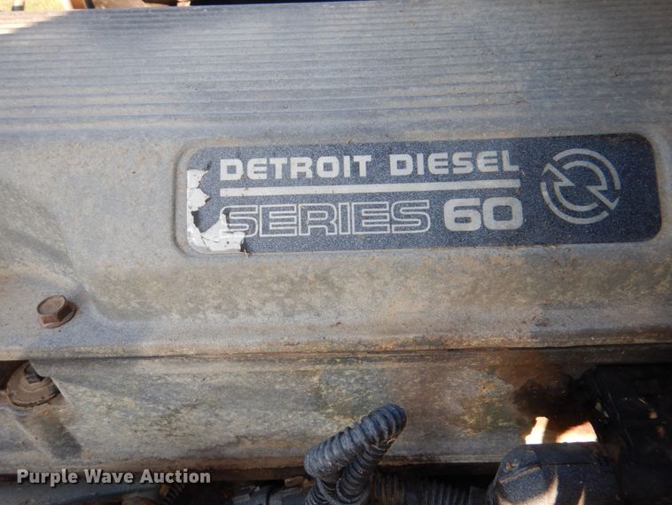 image for item KW9787 2010 Freightliner Century Class ST120  semi truck