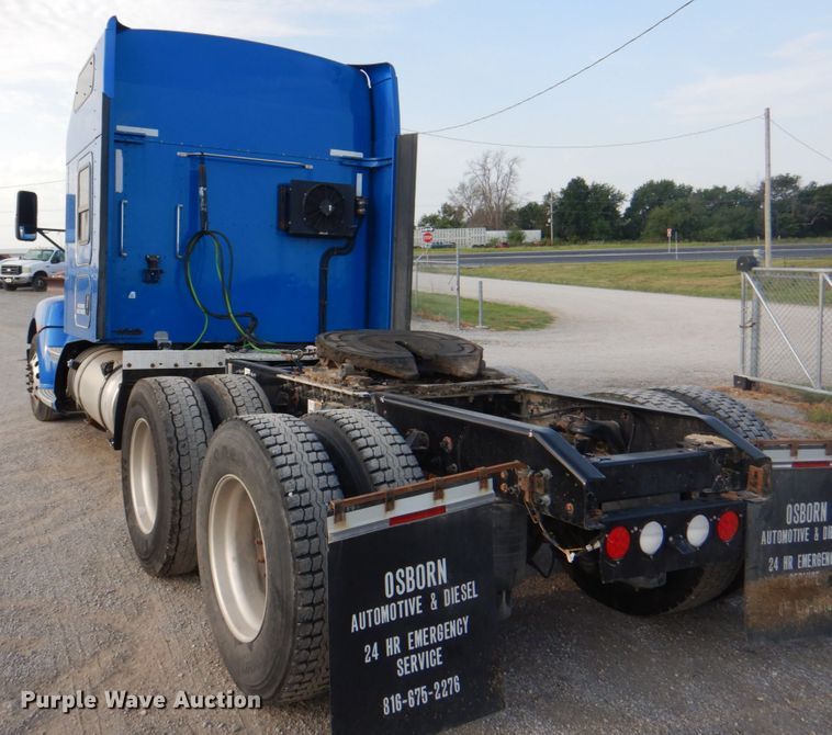 image for item KW9874 2016 Kenworth T660  semi truck