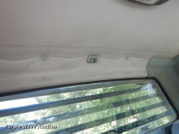 image for item KX9386 2006 International 4300  flatbed truck