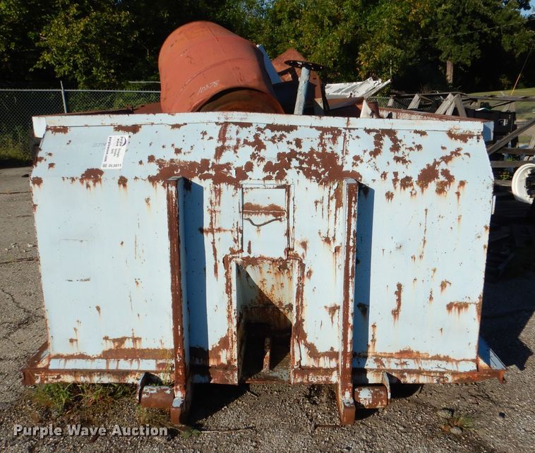 image for item DL3011 Galbreath roll-off dumpster