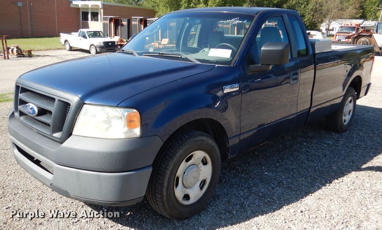 image for item DL3042 2007 Ford F150 XL  pickup truck