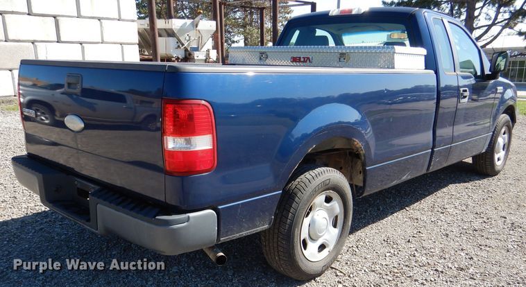 image for item DL3042 2007 Ford F150 XL  pickup truck