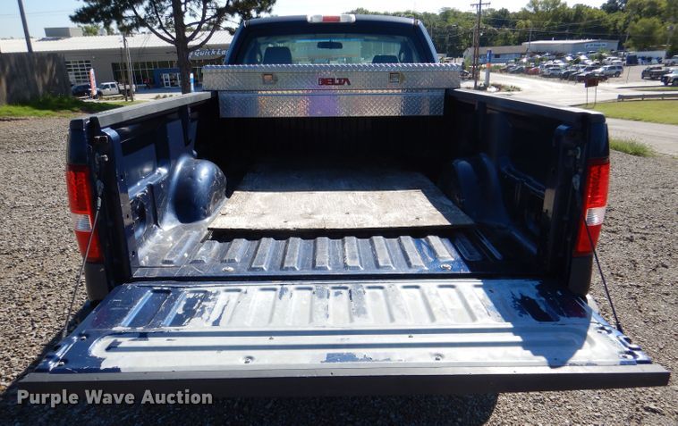 image for item DL3042 2007 Ford F150 XL  pickup truck