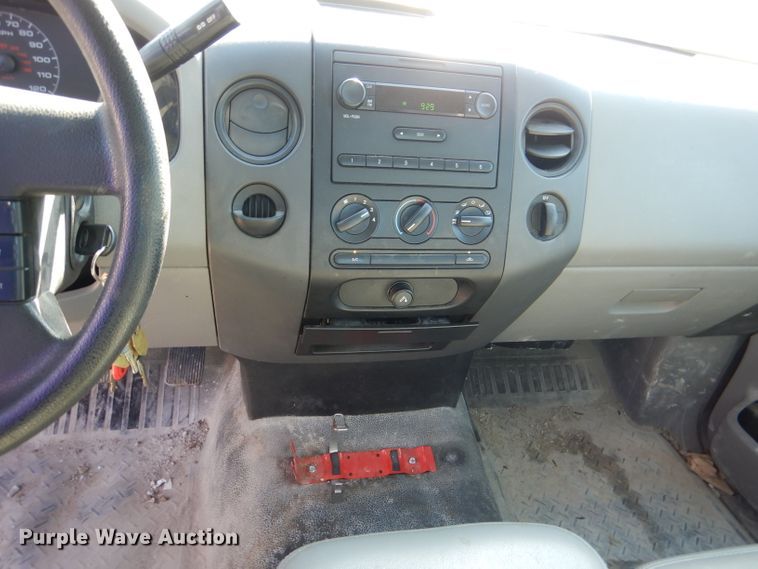 image for item DL3042 2007 Ford F150 XL  pickup truck