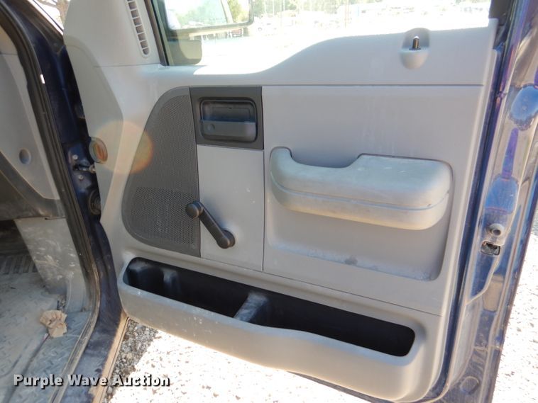 image for item DL3042 2007 Ford F150 XL  pickup truck