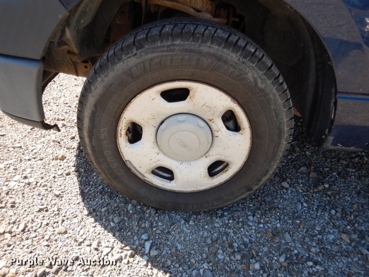 image for item DL3042 2007 Ford F150 XL  pickup truck