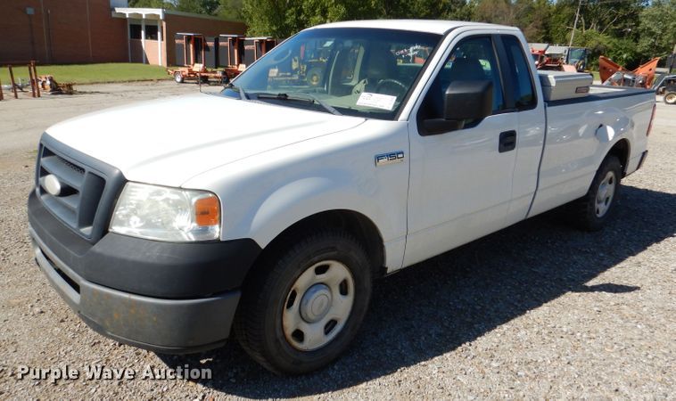 image for item DL3043 2007 Ford F150 XL  pickup truck