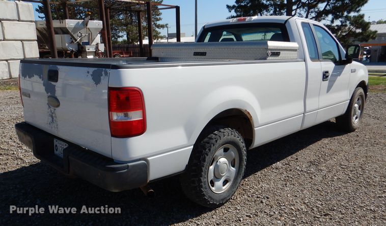 image for item DL3043 2007 Ford F150 XL  pickup truck