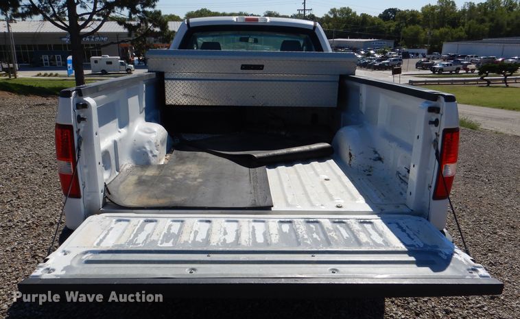 image for item DL3043 2007 Ford F150 XL  pickup truck