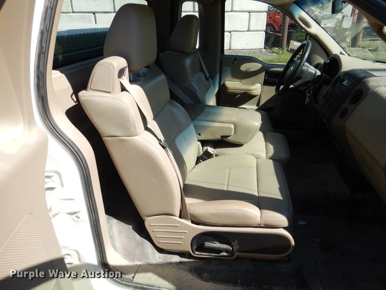 image for item DL3043 2007 Ford F150 XL  pickup truck