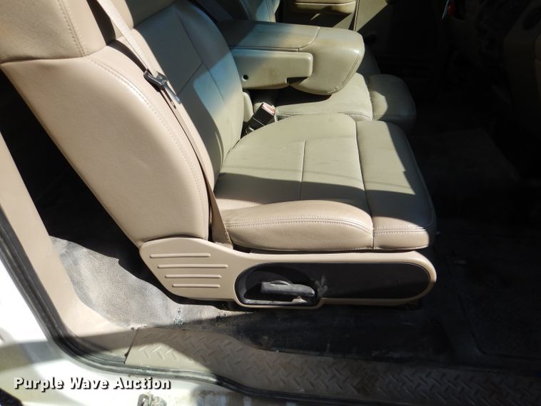 image for item DL3043 2007 Ford F150 XL  pickup truck