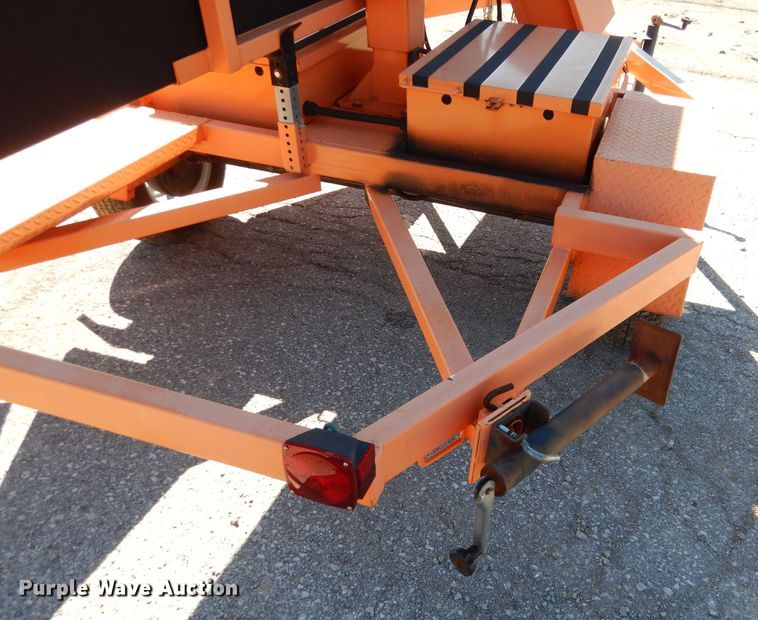 image for item DL3045 2009 Ver-Mac PCMS1210 message board trailer