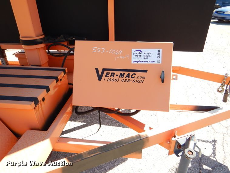 image for item DL3045 2009 Ver-Mac PCMS1210 message board trailer