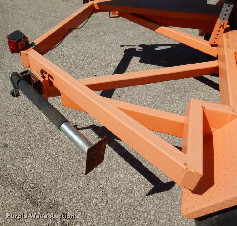 image for item DL3047 2009 Ver-Mac PCMS1210 message board trailer