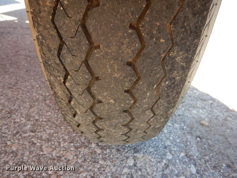 image for item DL3047 2009 Ver-Mac PCMS1210 message board trailer