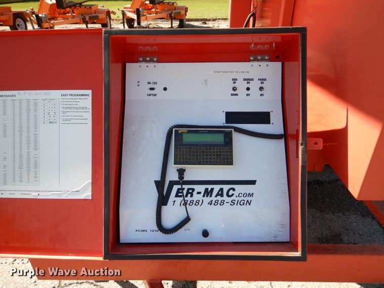 image for item DL3048 2006 Ver-Mac PCMS1210 message board trailer